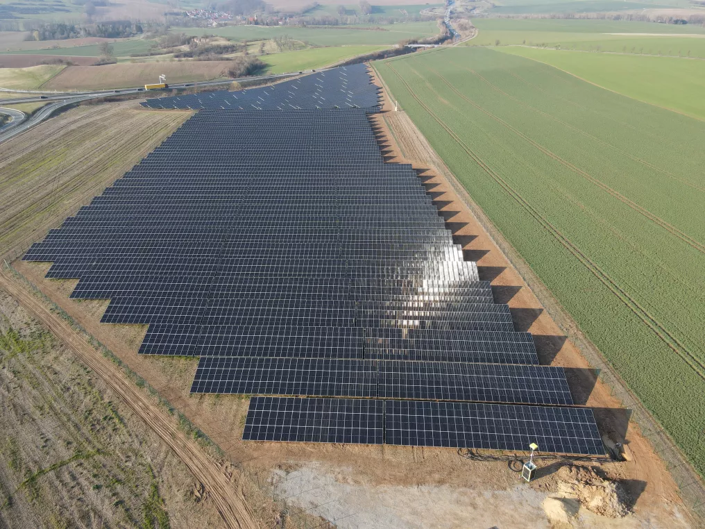 Solarpark Gera, Trebnitz an Autobahn von MaxSolar Solarpark Gera, Trebnitz an Autobahn von MaxSolar